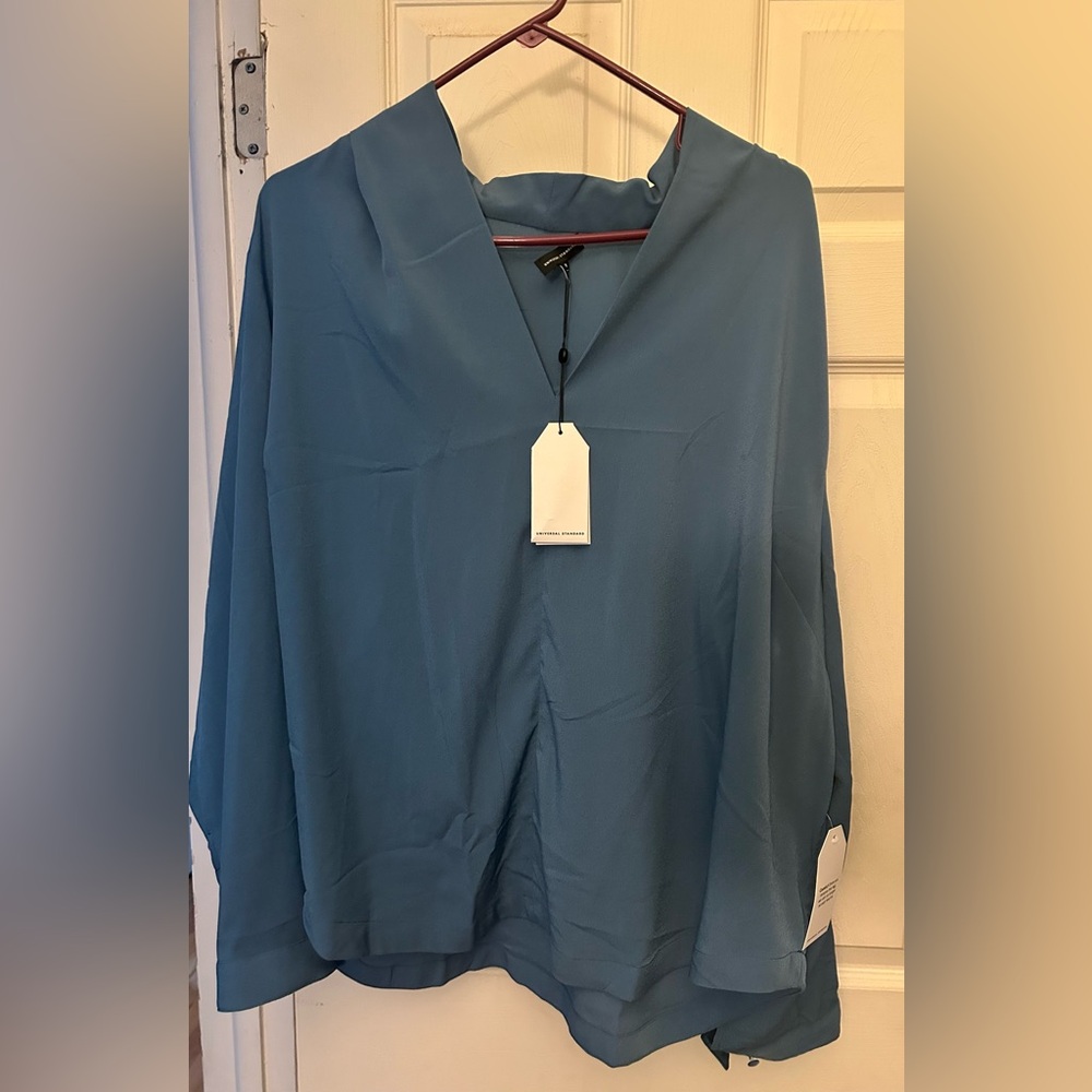 Universal Standard (XXL/18) Medium Blue Long Sleeve Dress Shirt NWWT